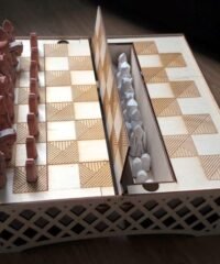 Chessboard-box