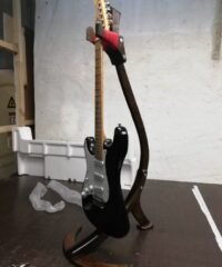 Guitar stand