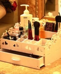 Chrysanthemum cosmetic shelf
