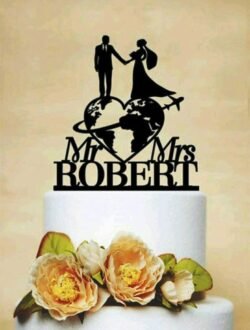 Topper bride and groom on heart Topper bride and groom on heart