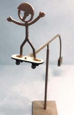 Balancing skateboard