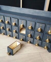 Twenty four compartments box