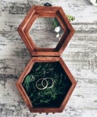 Glass ring box