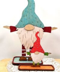 Gnome earrings stand