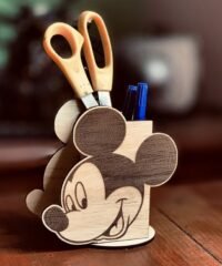 Pen box