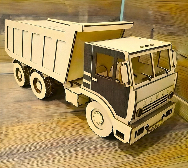Wooden Truck Kamas