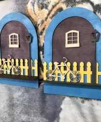 Housekeeper key rack with bicycle