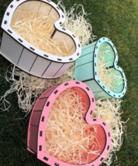 Plywood heart shaped valentine day gift box