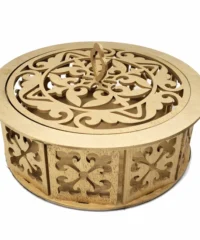 Round wooden box on scroll saw pattern for jewelry