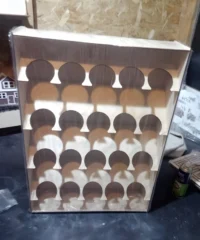 Spray paint can rack