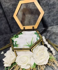 Acrylic engagement ring box
