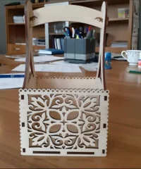 Decorative flower basket for easter
