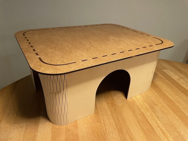 Guinea pig house with living