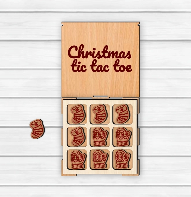 Christmas Tic Tac Toe